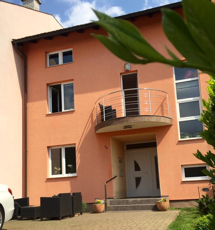 Apartments Corina Zágráb Kültér fotó